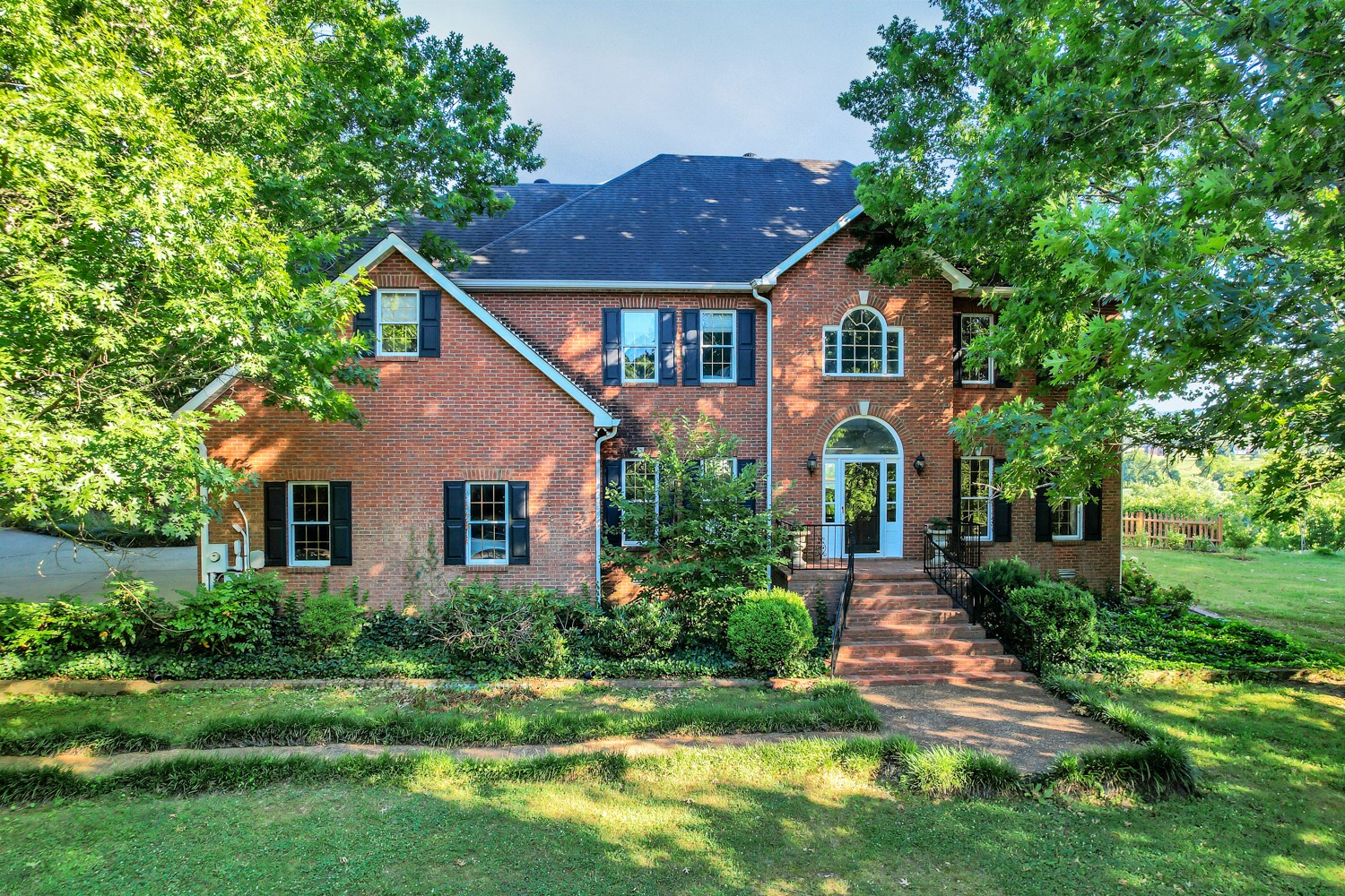 Beautiful all brick 4-bed, 3.5-bath house located along the Cumberland River in Carthage, TN. Recently renovated kitchen and living room. Kitchen includes new appliances and quartz countertops. Living room includes new hardwood flooring and paint. New exterior doors as well! Home has a private study with gas fireplace, formal dining room, new deck with a portion of the deck being screened in. All bedrooms located upstairs. Renovated master bath. Two-car attached garage and an additional six-car detached garage with finished area above. Detached garage approximately 2,400 square feet. Detached garage has room for boat storage. Current owners previously had a wakeboarding boat stored in detached garage, so no need for slip rental or off-site boat storage!