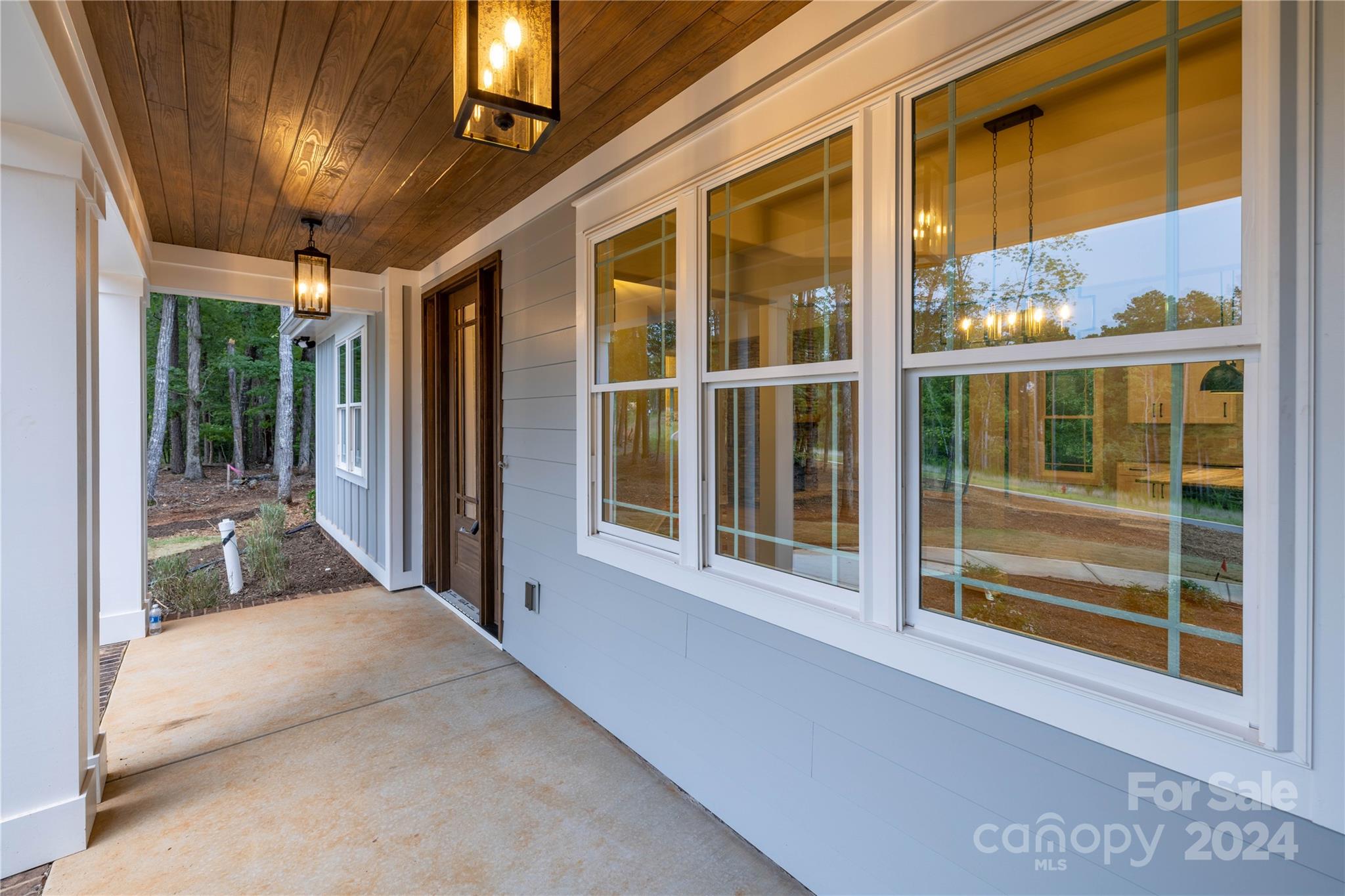 143 Eagle Point