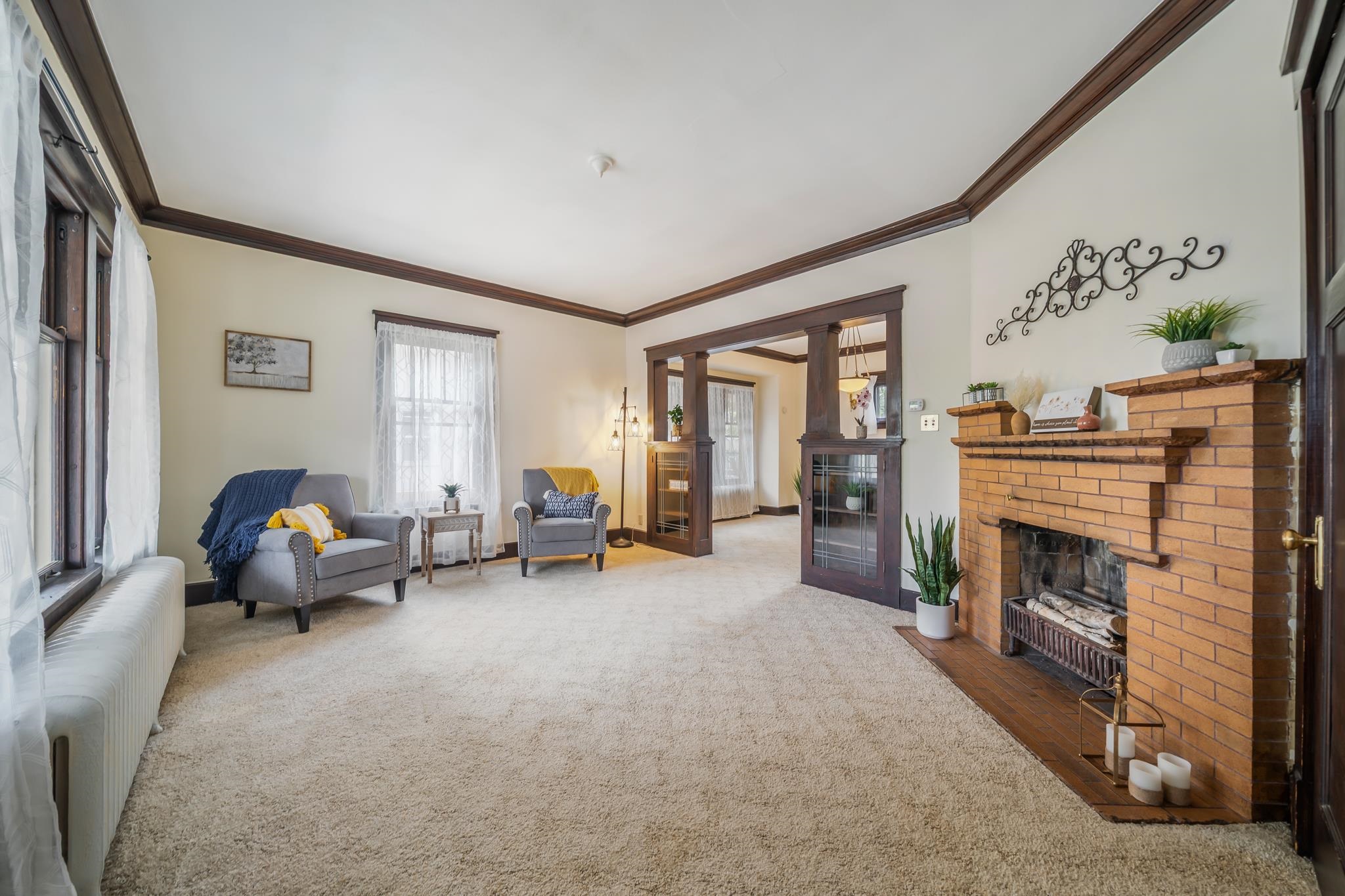 30 Oaklawn Avenue