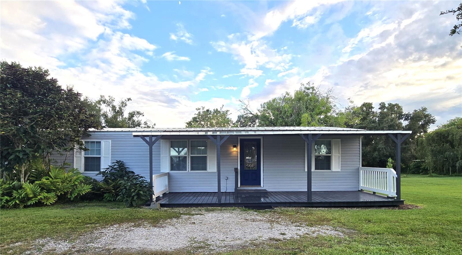 Here ya go...completely renovated 3/2 home on one acre just outside of town.
New ROOF>AC> FLOORING> LIGHTING> KITCHEN> BATHROOMS> PLUMBING> PAINT> Appliances and a tankless Water Heater.
Super convenient to Plant City and Lakeland, minutes to I4 or hwy 60
It is like a brand new house ready to be somebodies home.