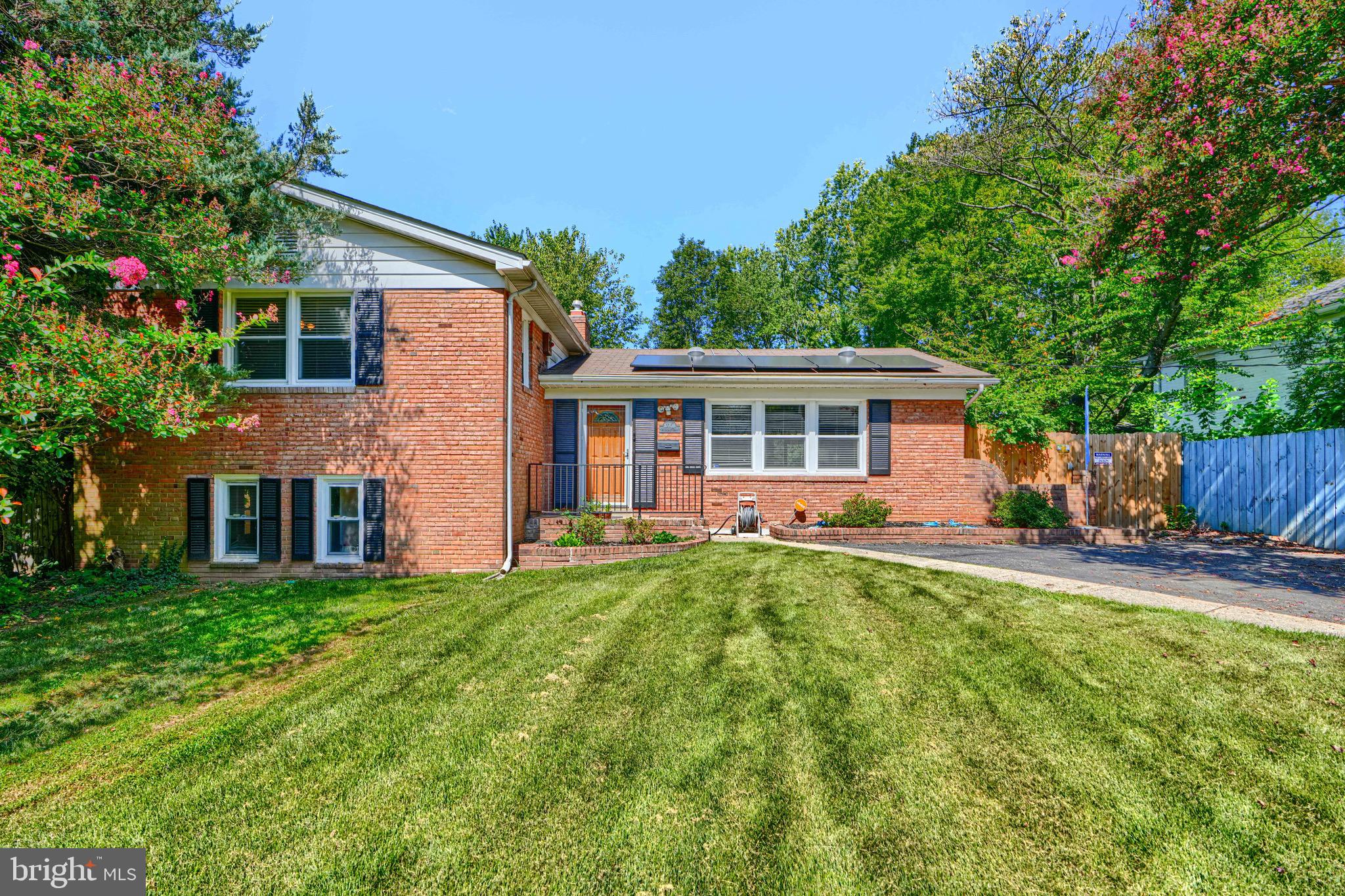 10708 Woodsdale Drive