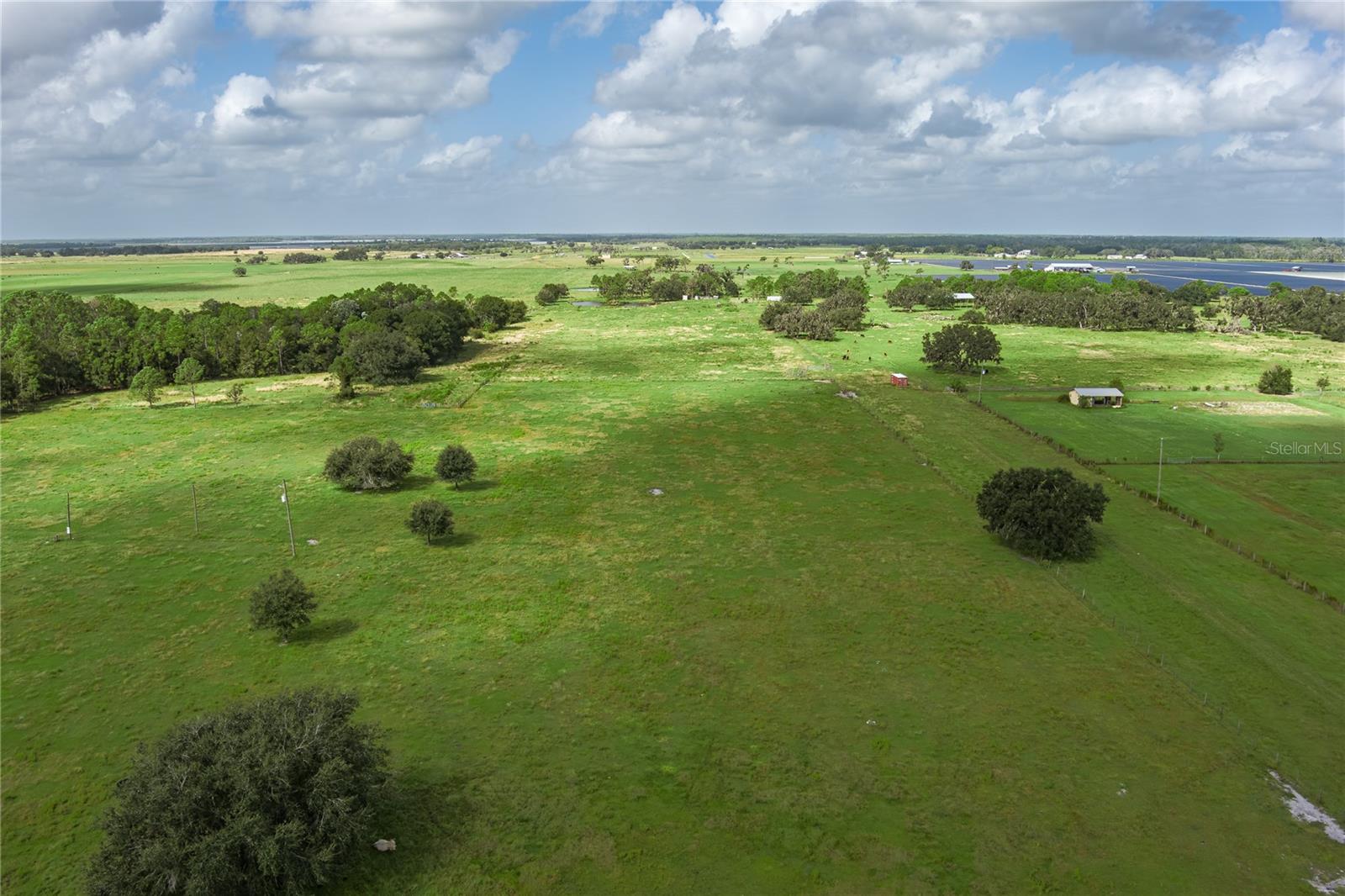 1126 & 1144 County Road 665