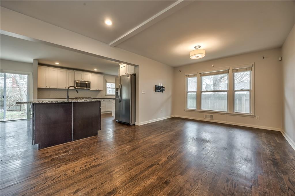 4304 W 83rd Street