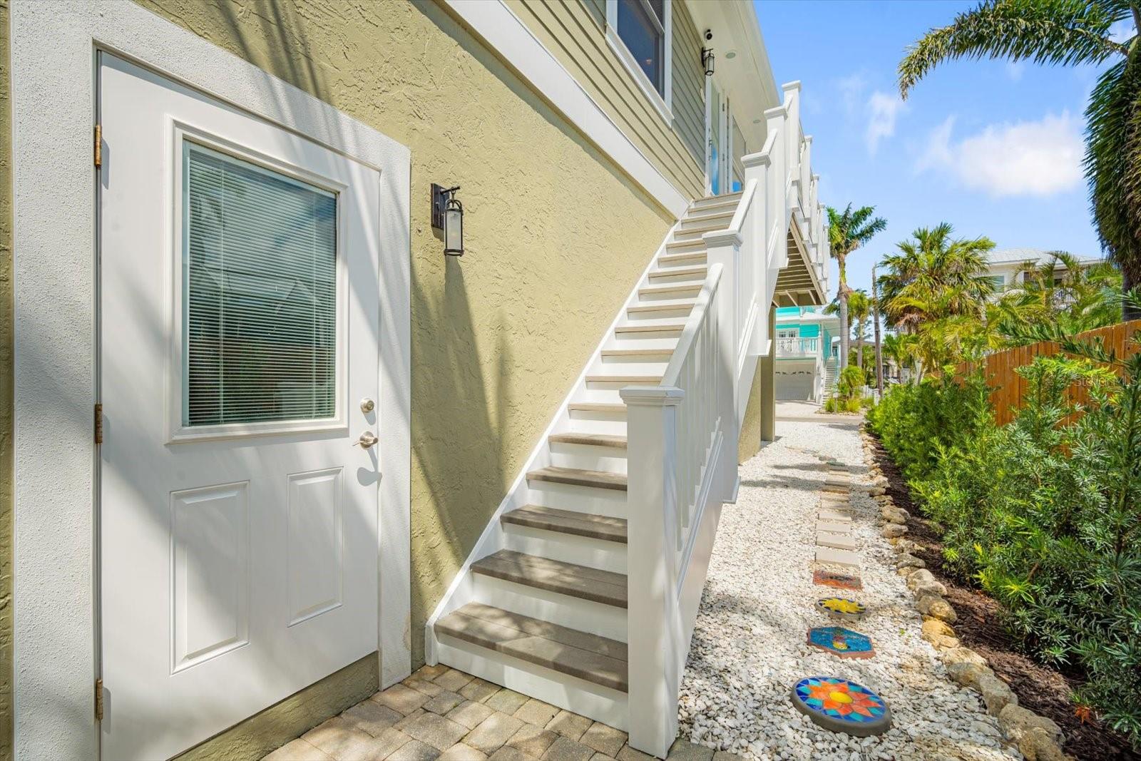 229 S Harbor Drive