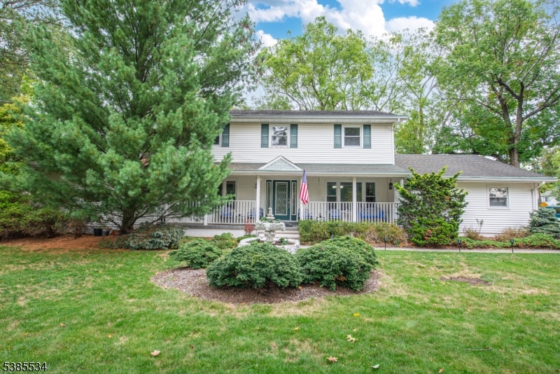 1 Ironwood Dr, Parsippany-Troy Hills Twp., NJ
