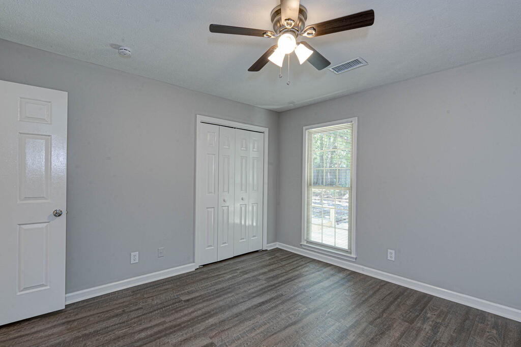 3 North Theri Ct