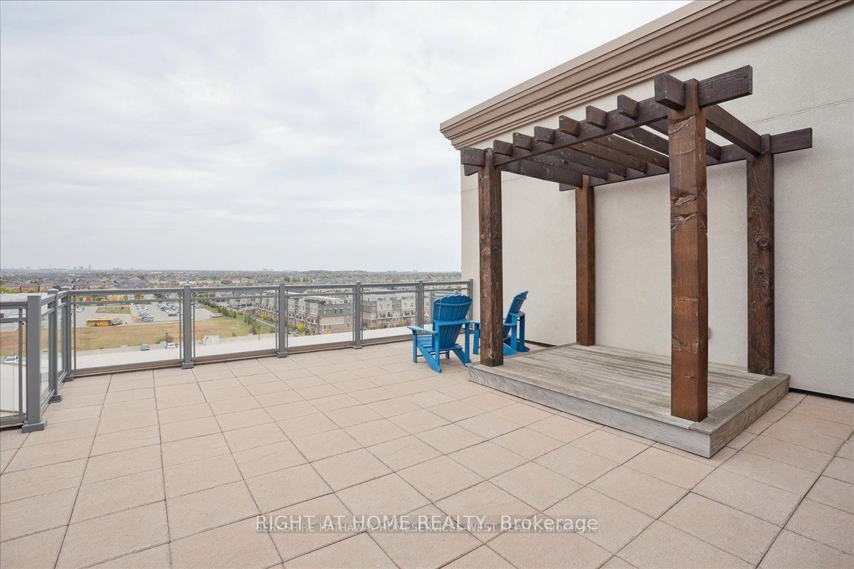 2490 Old Bronte Rd 721