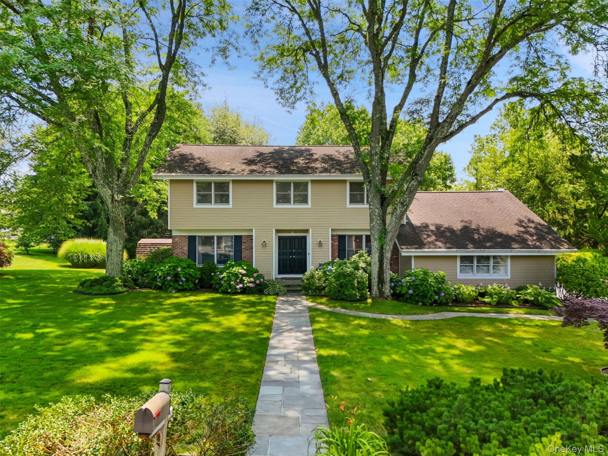 2 Magnolia Drive