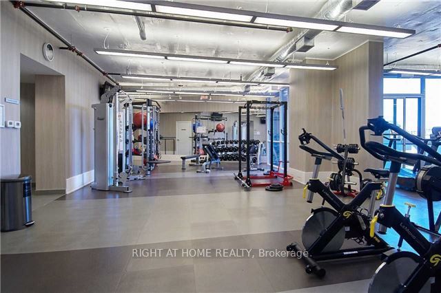 20 Bruyeres Mews 1610