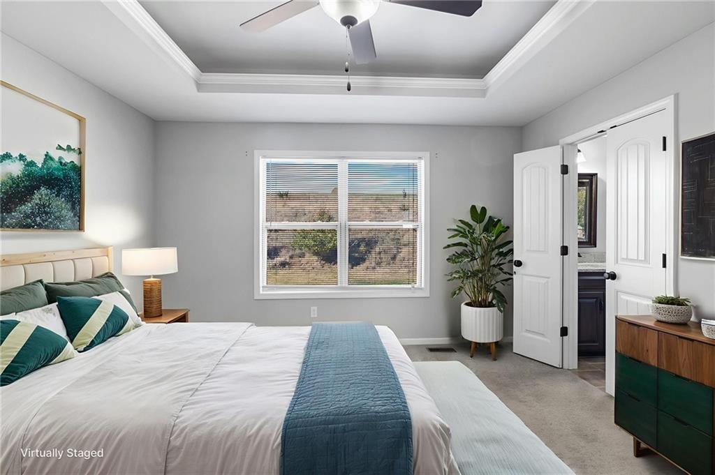 6720 N Cypress Avenue