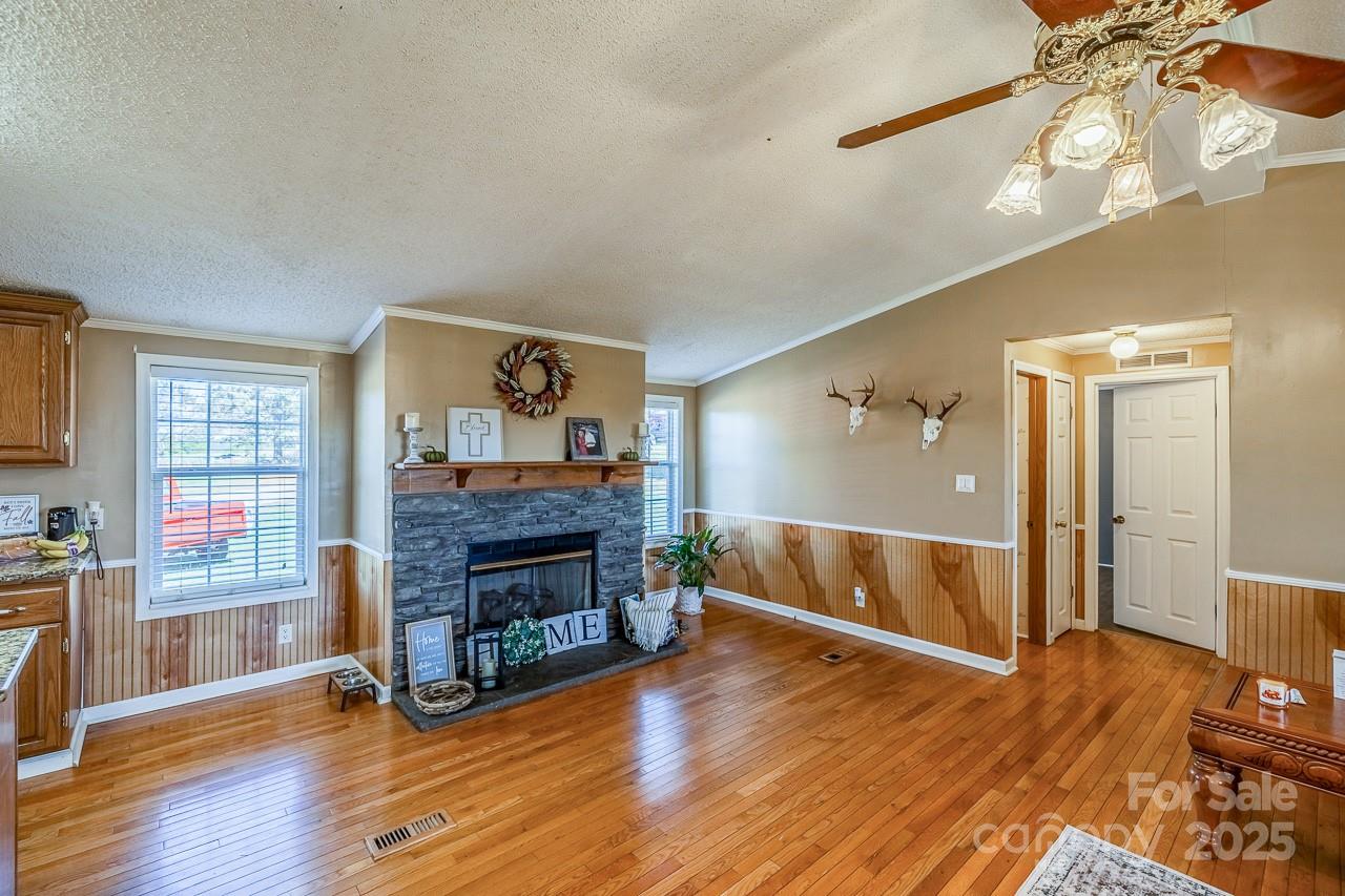 398 W V Thompson Road