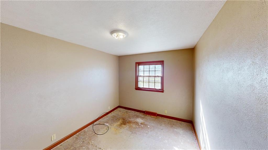 1015 E Quincy N/A