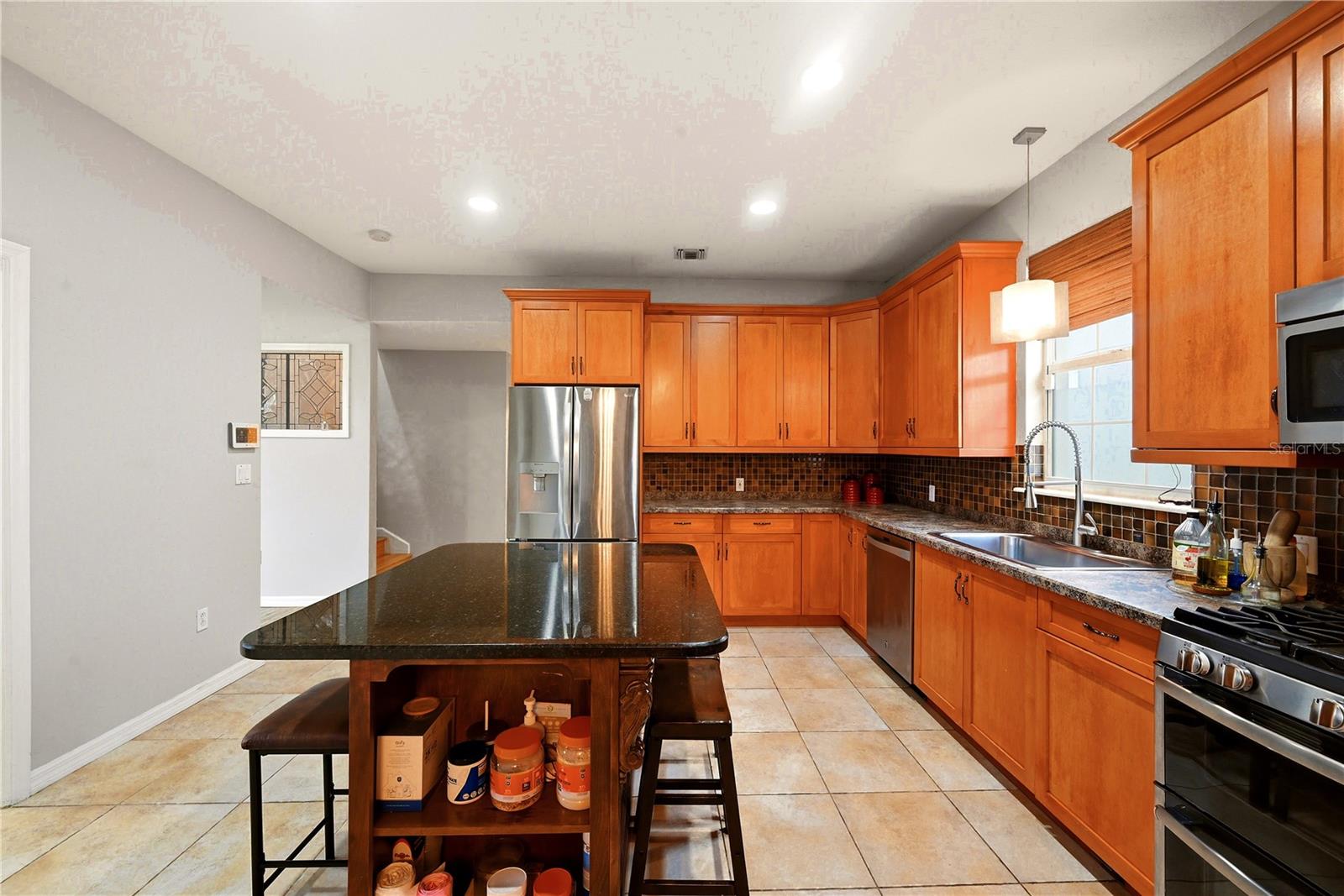 746 Country Lane