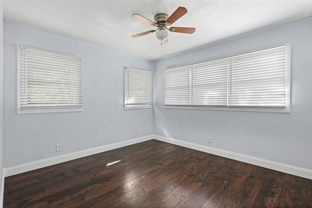 3350 Kingsbury Avenue