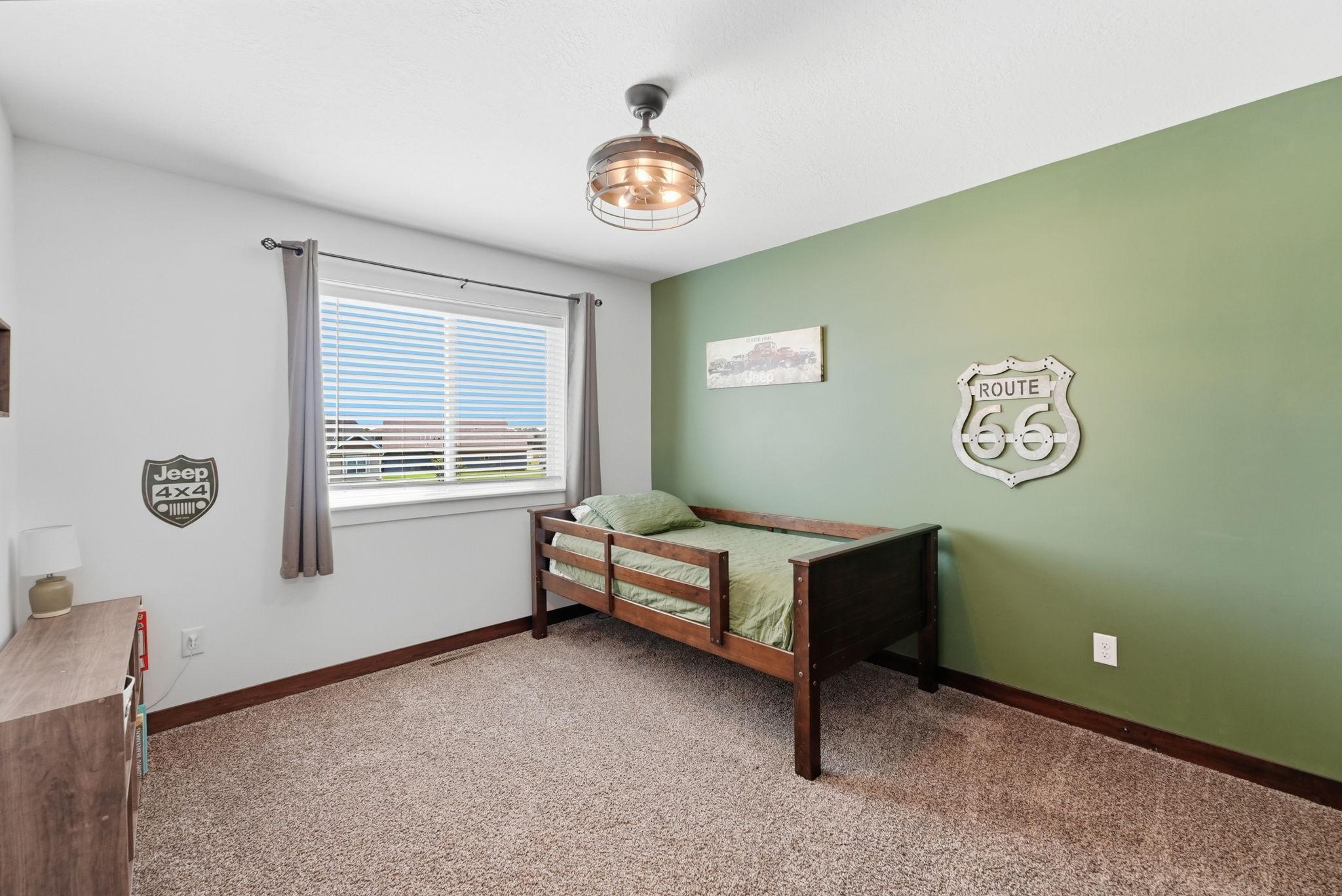 2022 Sandstone Loop N