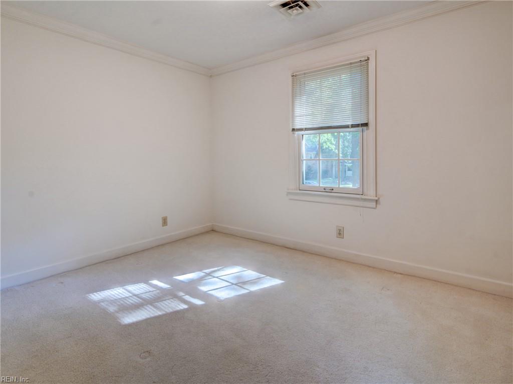 3017 Lord Bradford Court