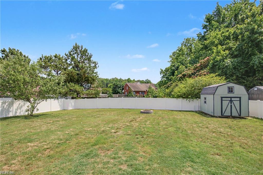 413 Quaker Ridge Court
