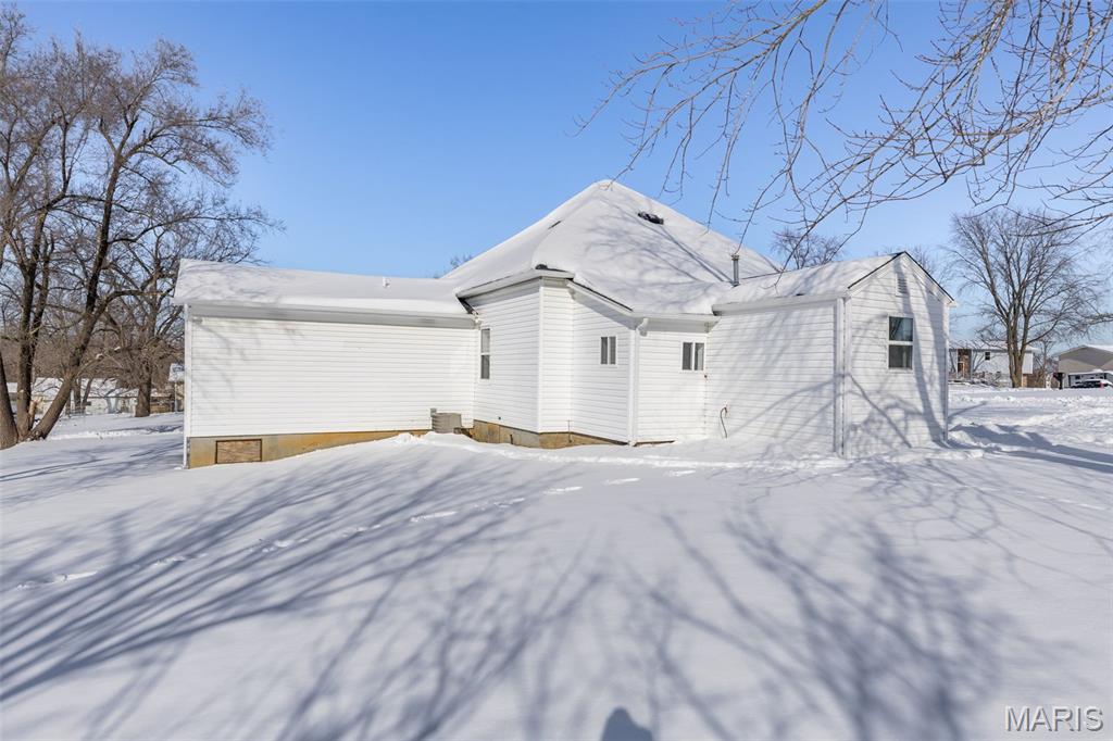 313 Dip Street