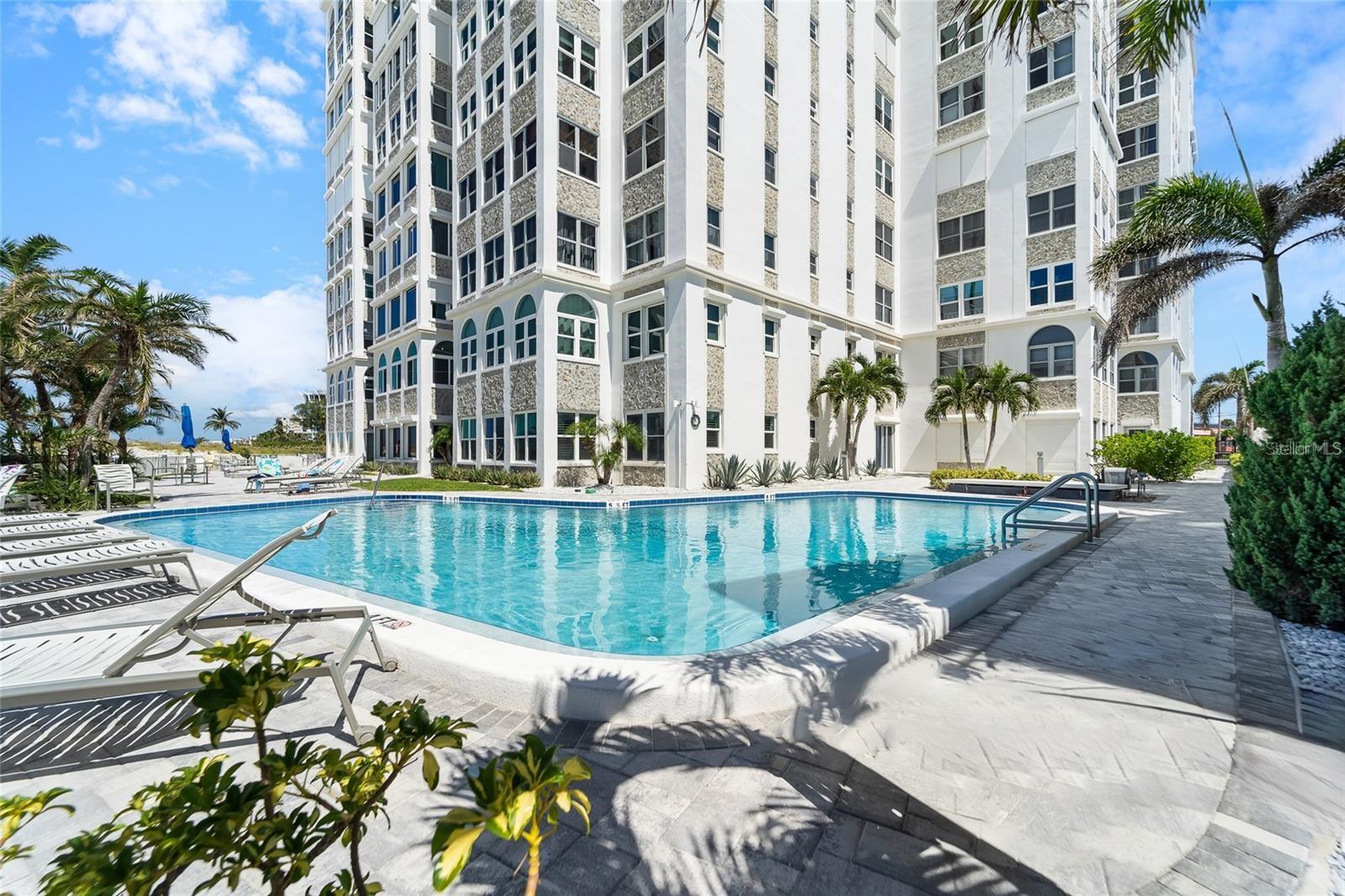 4950 Gulf Boulevard 807