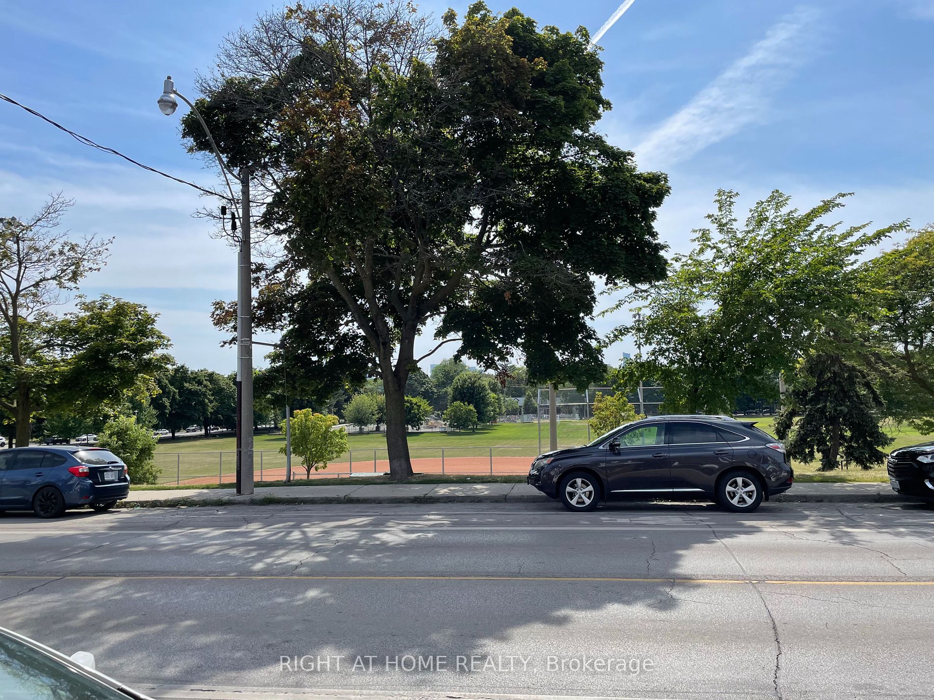 163 Greenwood Ave Main