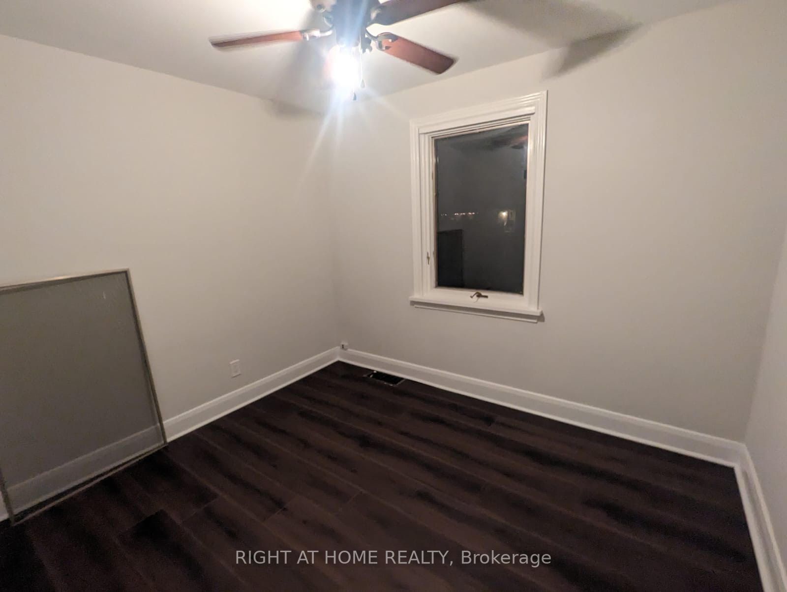 18 Ridgewood Ave