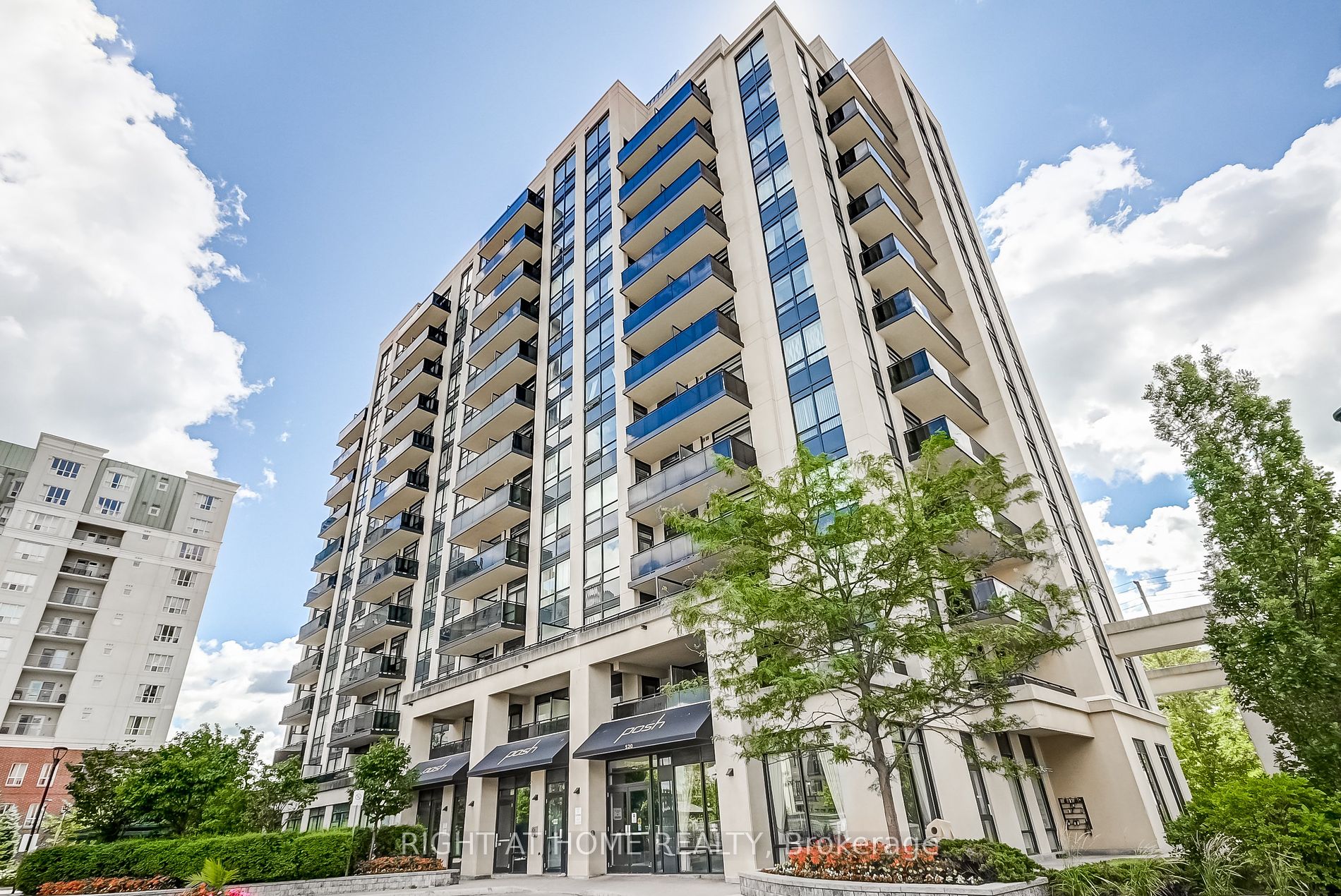 520 W Steeles Ave 212