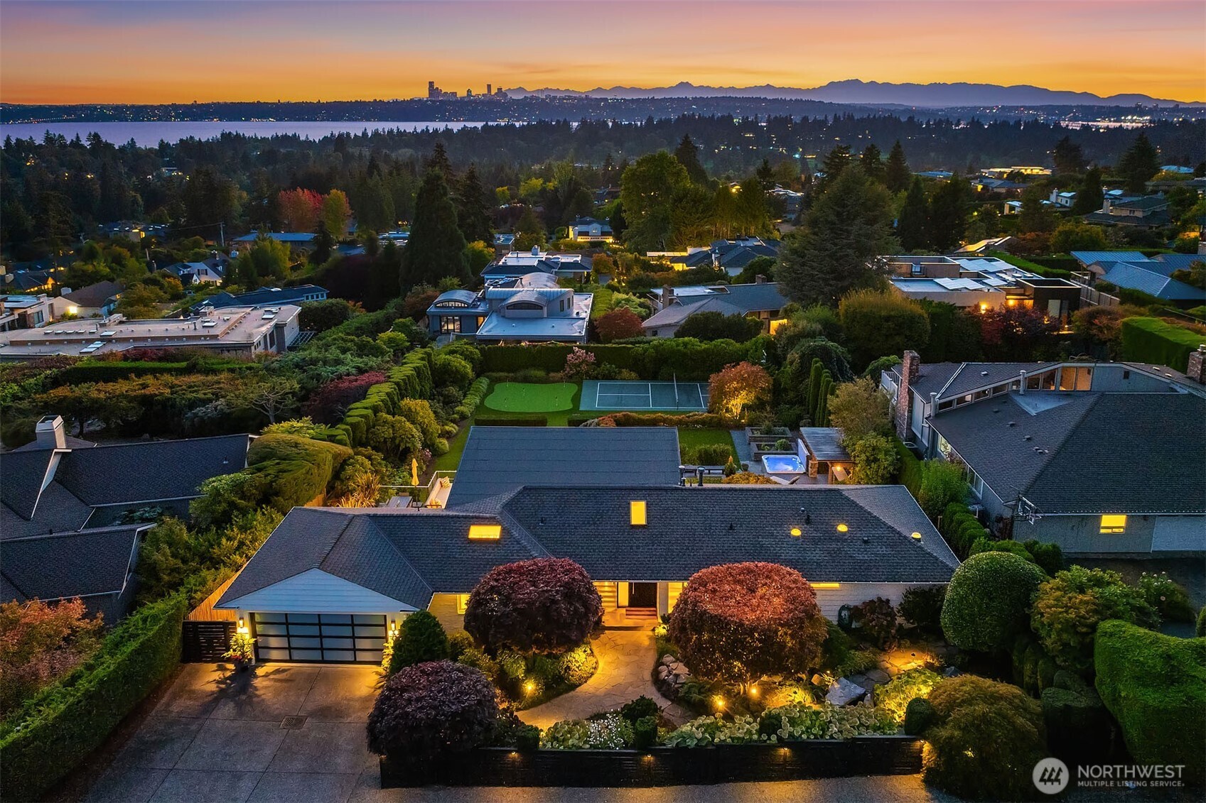 Clyde Hill - 9411 NE 14th Street