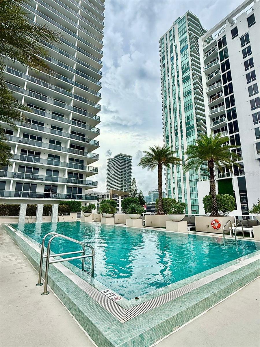 Located in the highly desirable Edgewater neighborhood, this spacious and modern residence offers an open-concept layout filled with natural light and a private terrace ideal for relaxing or entertaining. The unit features Italian kitchen and bathroom cabinetry, imported stone countertops, and high-speed fiber-optic connectivity, combining contemporary design with everyday functionality.The building offers a wide range of amenities, including a pool deck, fitness center, club and media rooms, business center, playroom, 24/7 valet service, attended security, and high speed elevators, providing comfort and convenience for residents.Ideally positioned just minutes from Wynwood, the Design District, Downtown Miami, Brickell, and Miami Beach, the property offers easy access to dining, shopping, waterfront parks, and cultural attractions.Well priced within the area, with a motivated seller, presenting a strong opportunity for buyers seeking location, amenities, and value in Miami’s Edgewater market.