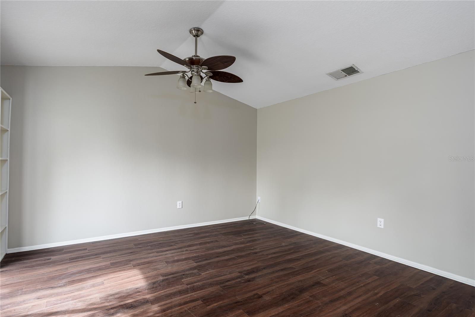 1551 41st Avenue Drive E 19