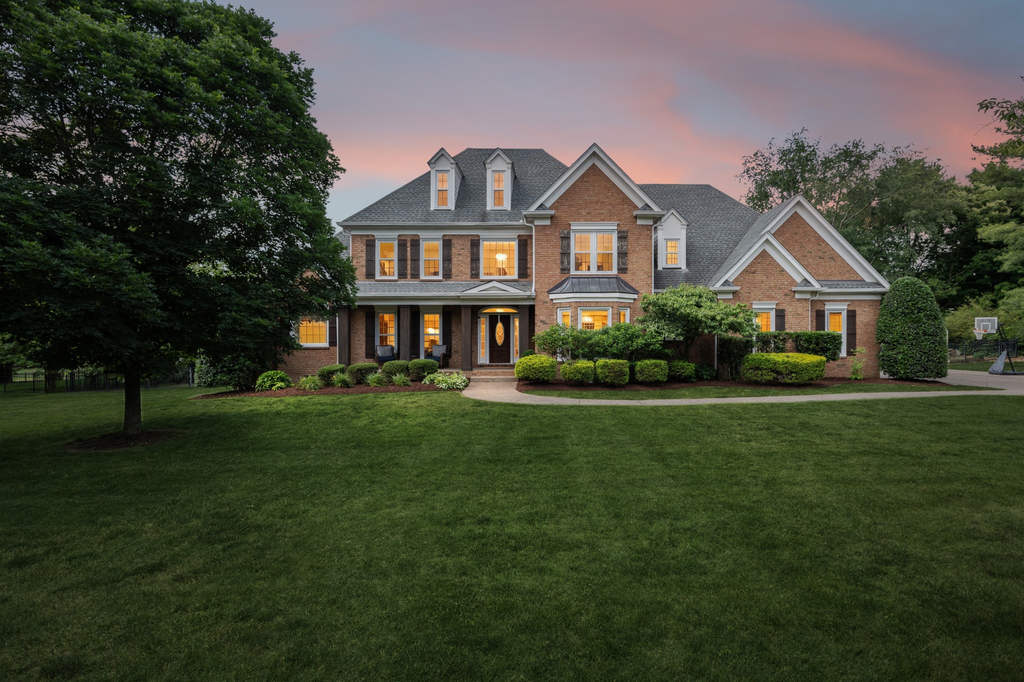 1203 Devens Dr — sold