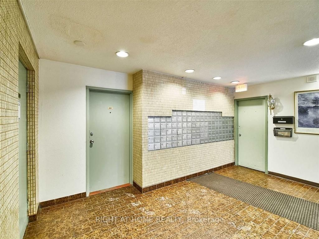 100 Mornelle Crt 1102