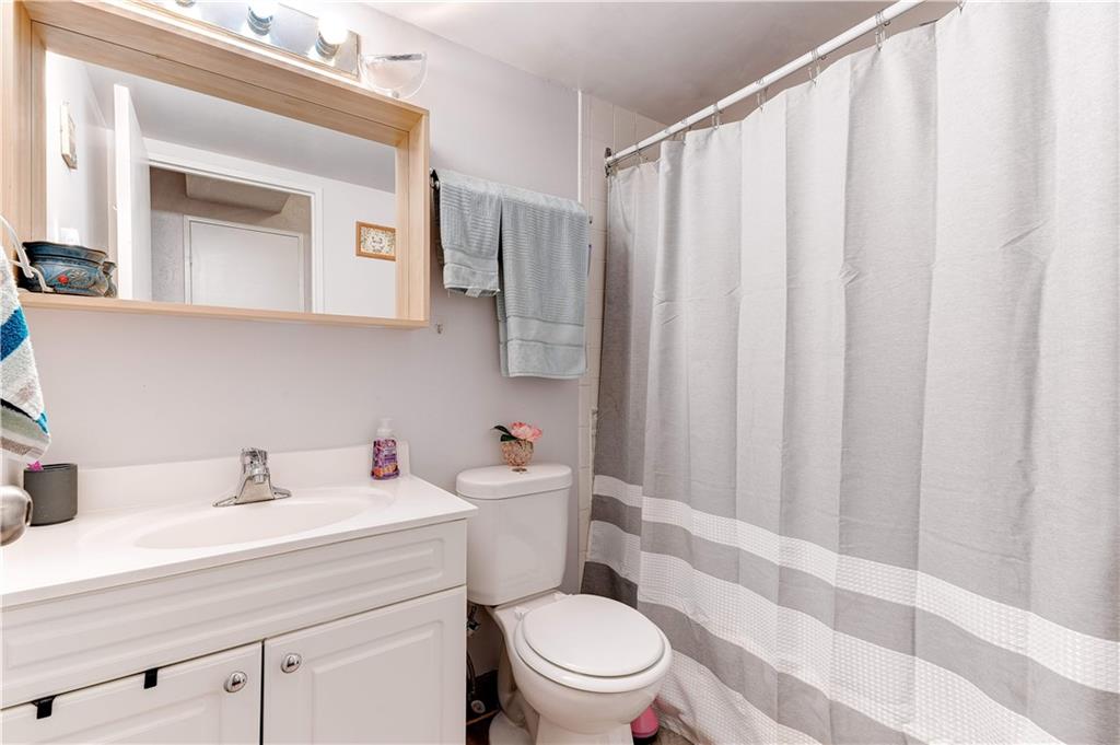 150 CHARLTON Avenue E 308