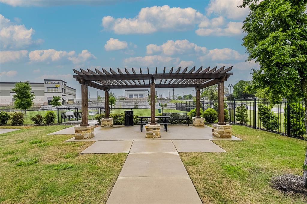 2728 Baneberry Lane