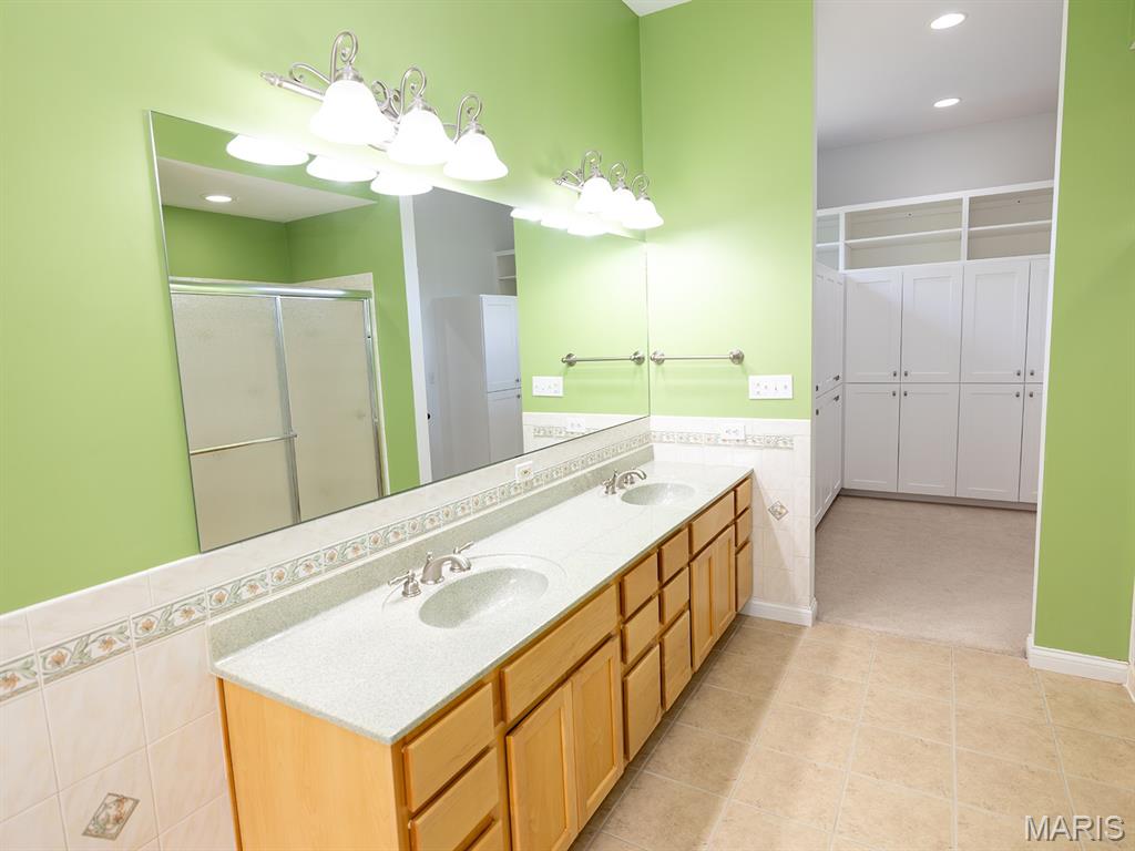 171 Rolling Meadows