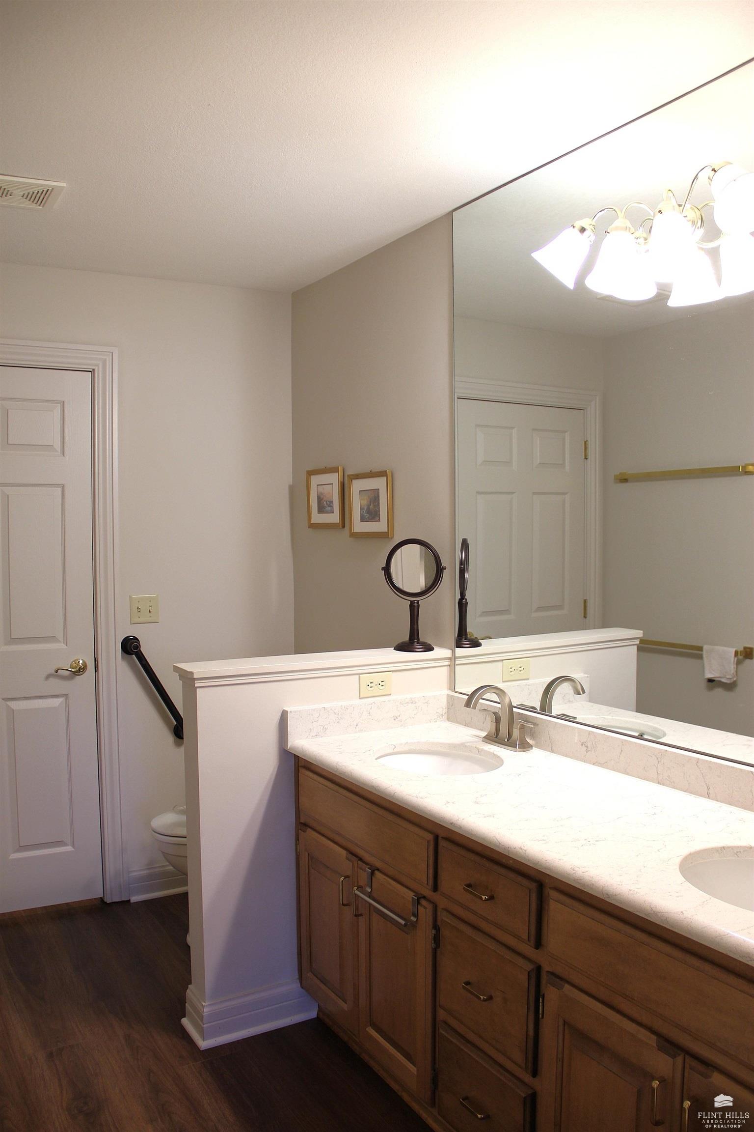 1509 Williamsburg Drive