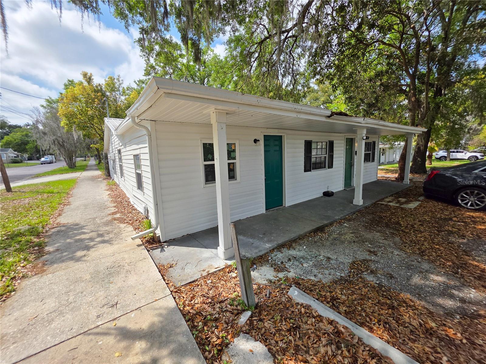 501 W Baker Street