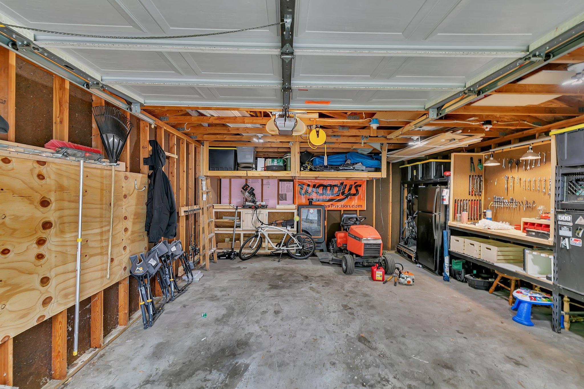 17 Riverside Avenue S