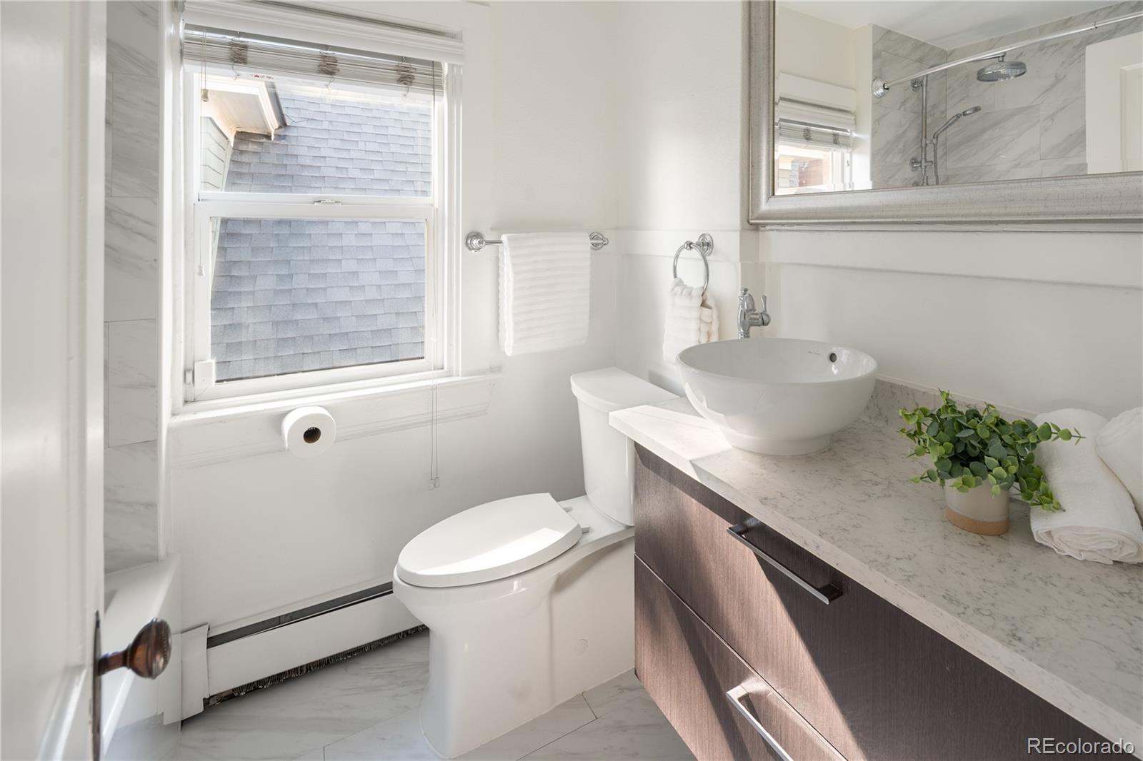 2078 S Pennsylvania Street