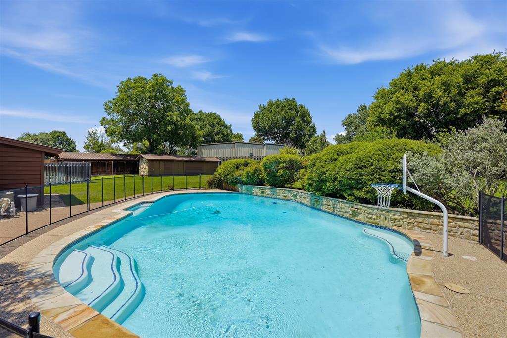 715 Stonelake Drive