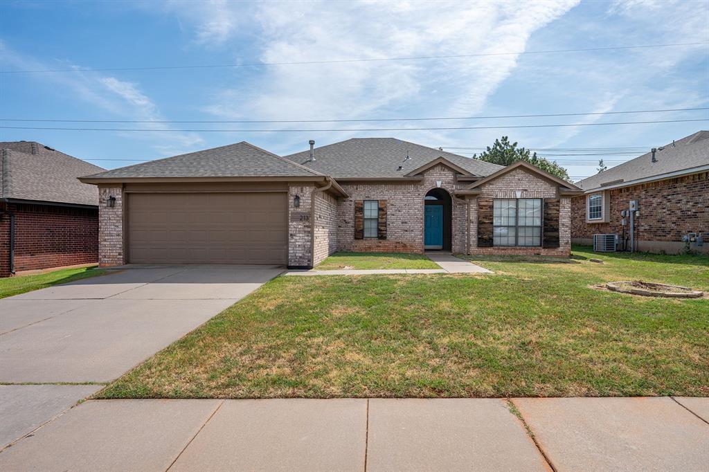 This 3-bedroom, 2-bath home features an open-concept living, dining, and kitchen area with a fireplace in the living room. The primary bedroom offers a tall ceiling and ensuite with dual sink vanity, bathtub, separate shower, and access to the walk-in closet. The split floorplan offers added privacy, while the spacious laundry room is conveniently located just off the kitchen. Outside, enjoy a large, fully fenced backyard. The neighborhood also offers a park, fitness trails, and a pond, with grocery stores, restaurants, gas stations, schools, and a university all nearby.