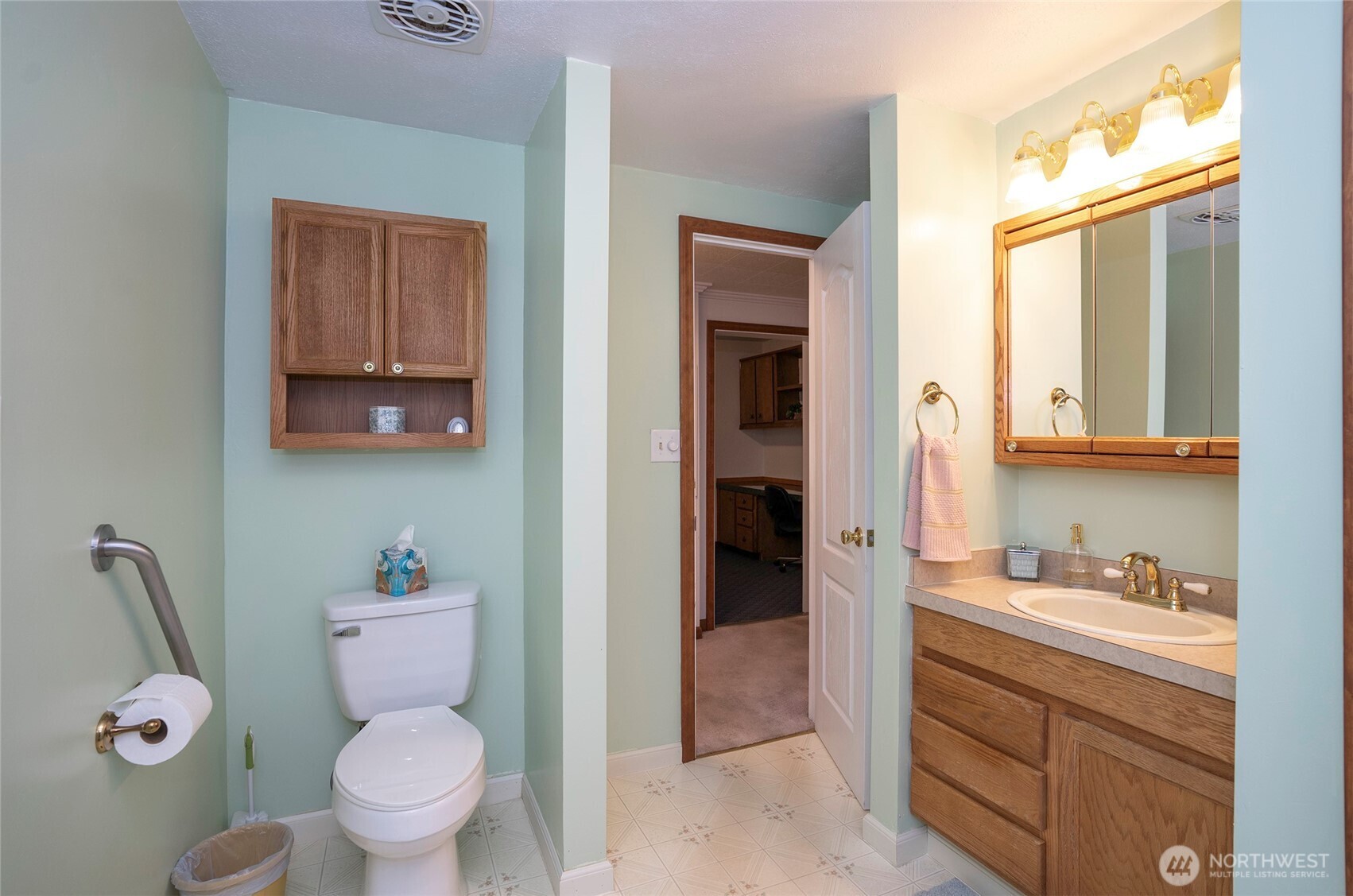 17843 NW Seabeck Holly Road