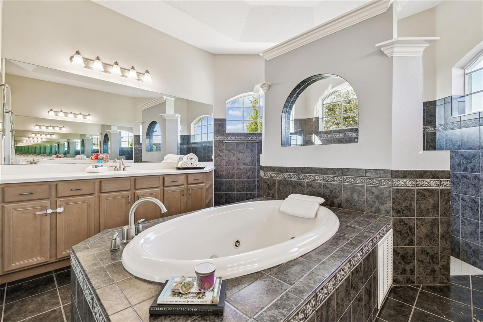 15639 Seth Country Lane
