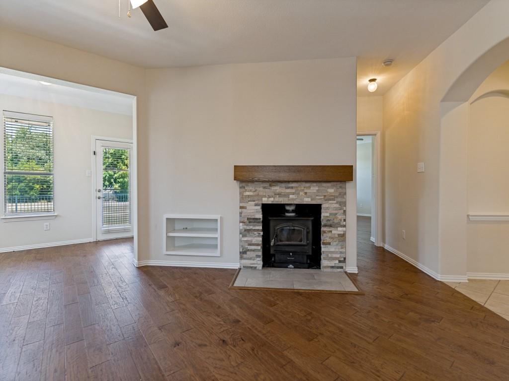 1906 Pecan Grove Drive