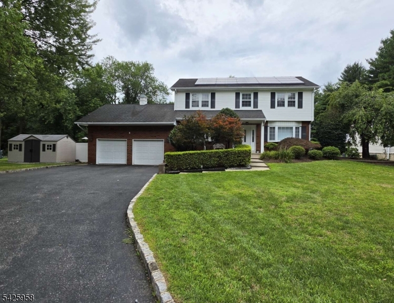 15 Sweetwood Ct