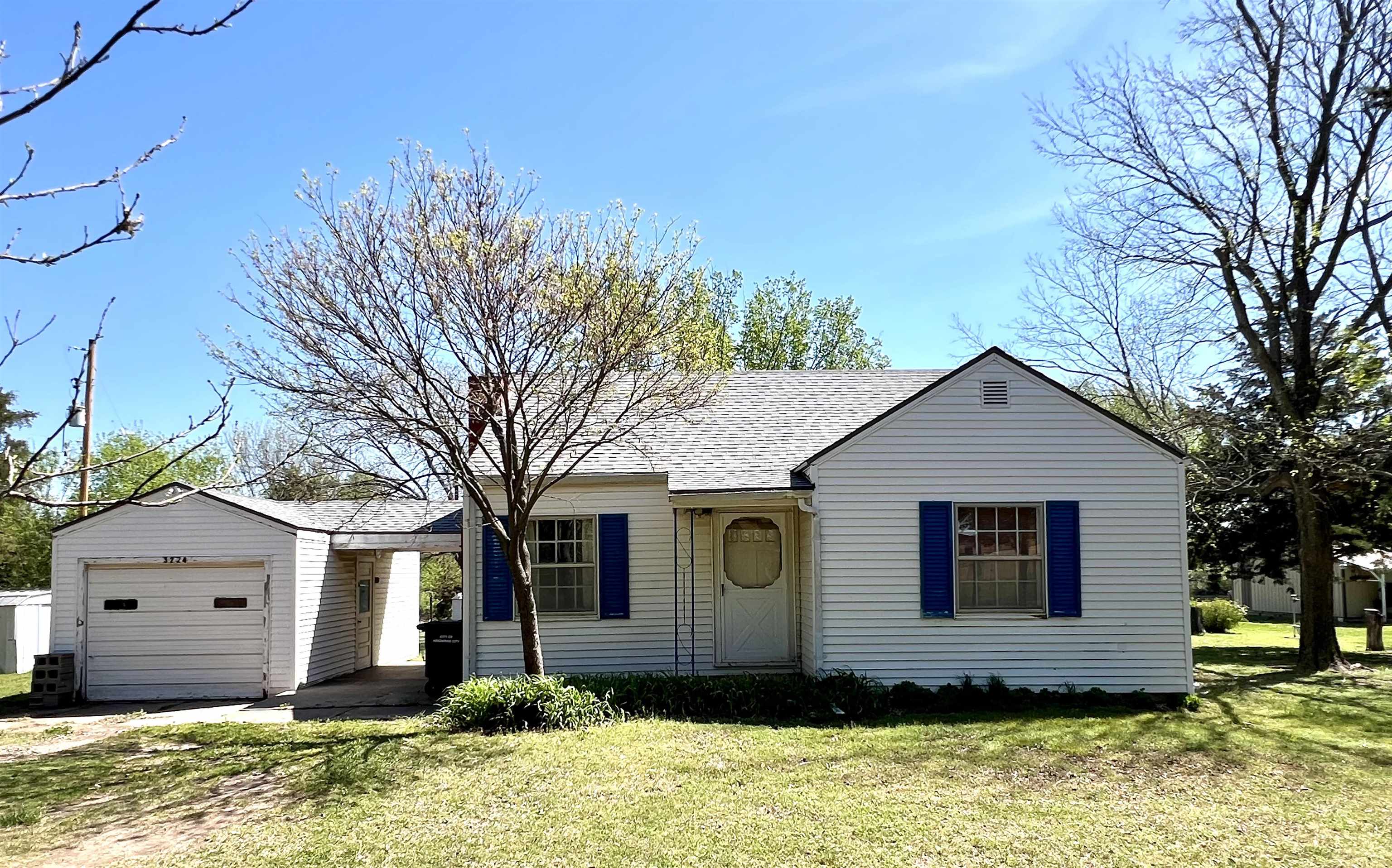 3224 N 8th