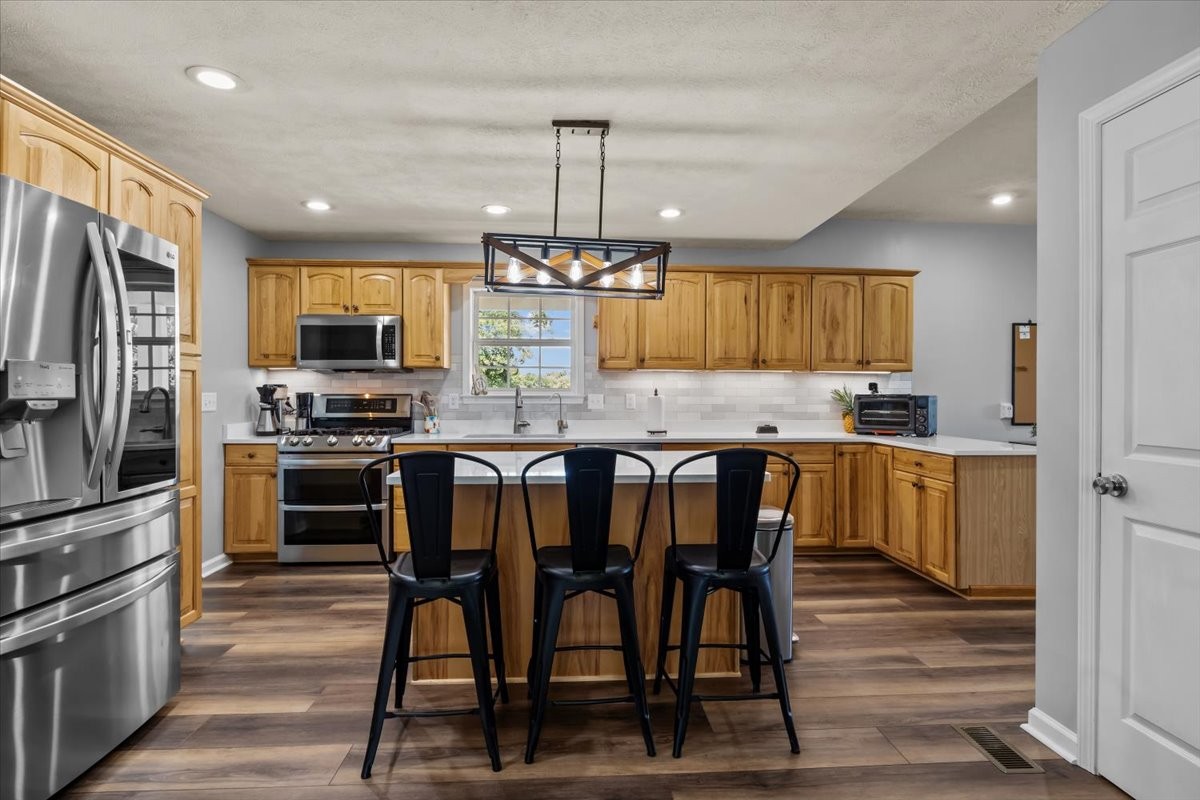 1015 Garners Creek Rd