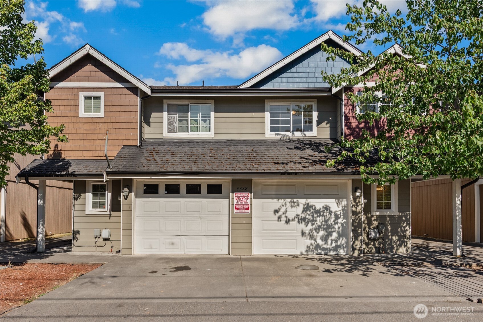 4328 S Lawrence Street A & B