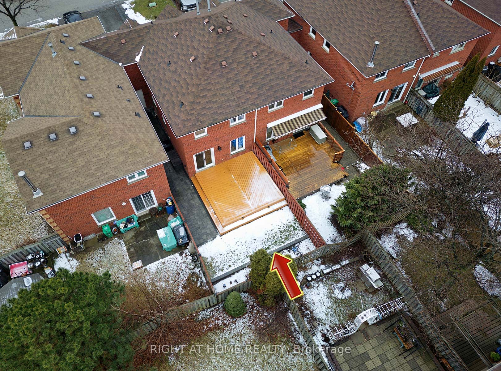 5685 Shillington Dr