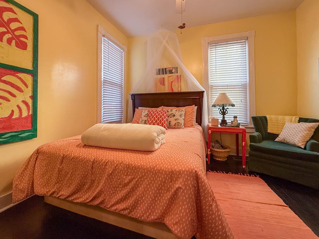 415 Randolph Ave 482