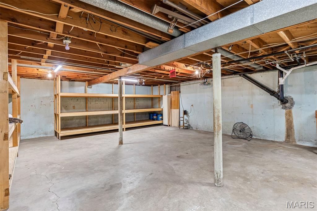 303 N Carter Street